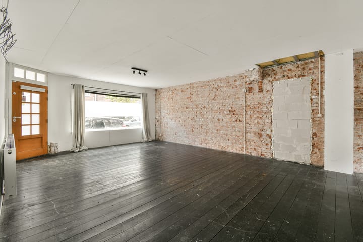 Photo 4 of Woestduinstraat 86-H