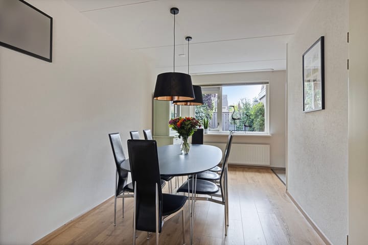 Photo 10 of Wolgastraat 3