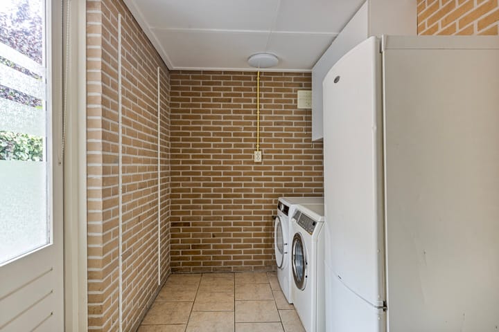 Photo 16 of Wolgastraat 3