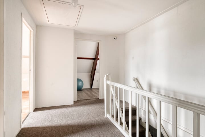 Photo 16 of Molendijk 75