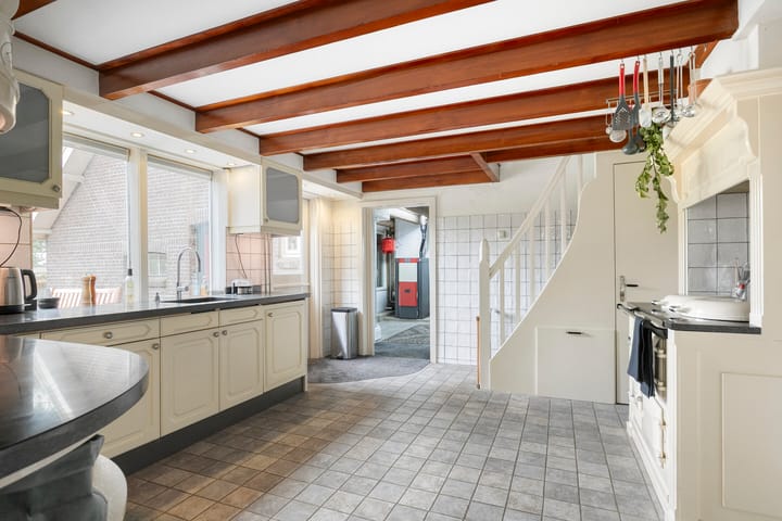 Photo 26 of Molendijk 75