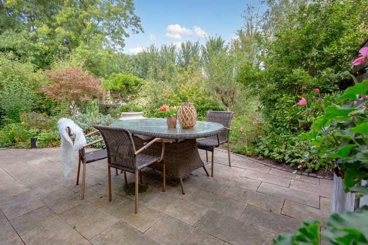 Photo 2 of Haya van Someren-Downerstraat 56