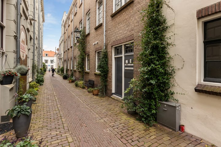 Foto 1 van Breedesteeg 1-04