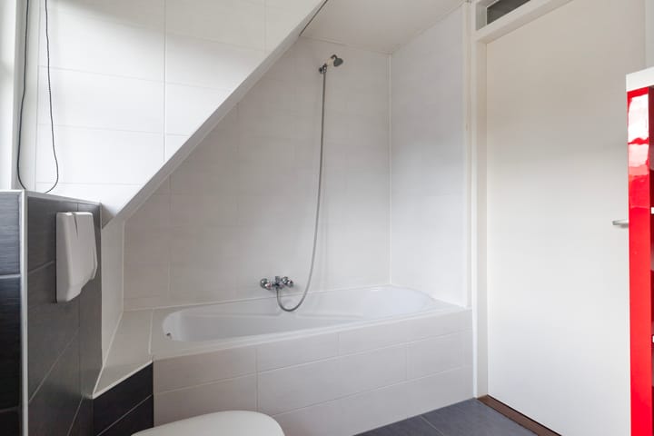 Photo 40 of Tsjerk Hiddesstrjitte 24