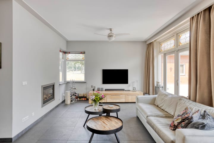 Photo 4 of Terheijdenseweg 410