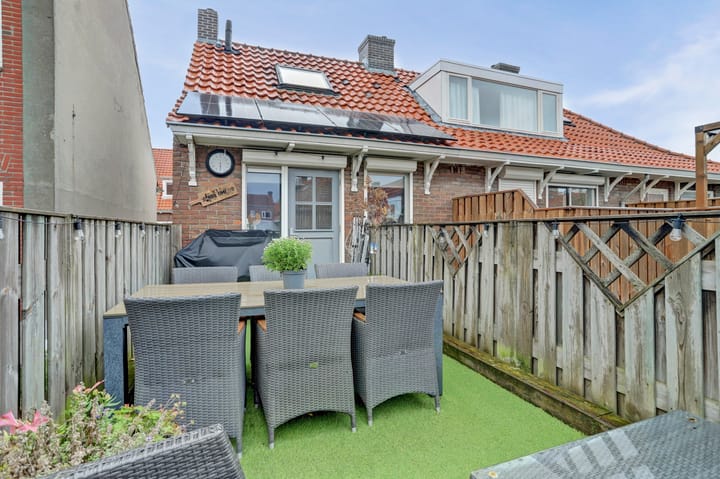 Foto 2 van Esdoornstraat 11