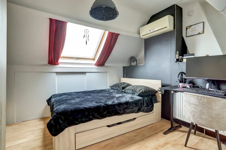 Foto 27 van Esdoornstraat 11