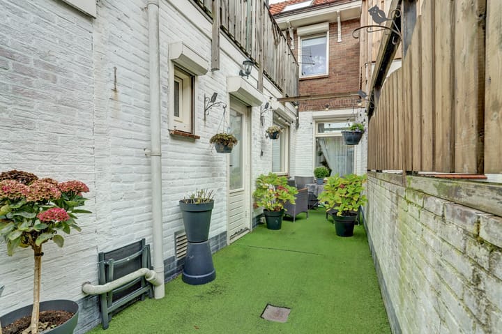 Foto 30 van Esdoornstraat 11