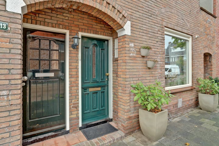 Foto 33 van Esdoornstraat 11