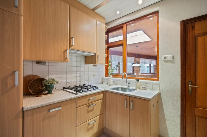 Foto 17 van Pater van Heldenstraat 14