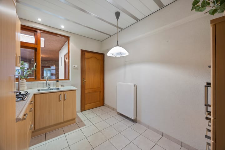 Foto 15 van Pater van Heldenstraat 14