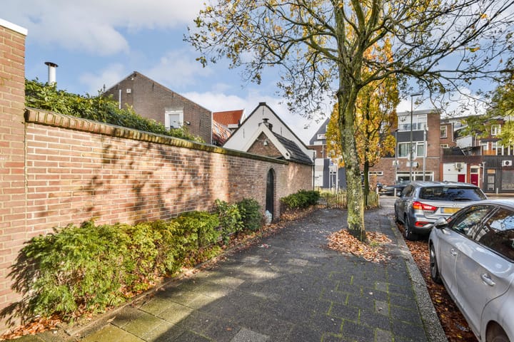 Photo 11 of Meester van Lingenlaan 1