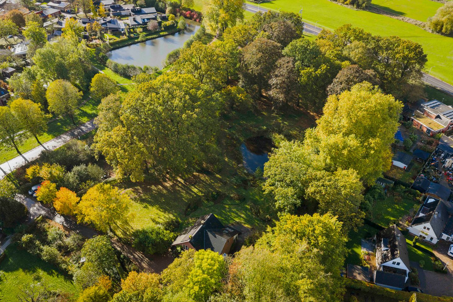 Photo 65 of Wethouder A.G. Dekkerlaan 38