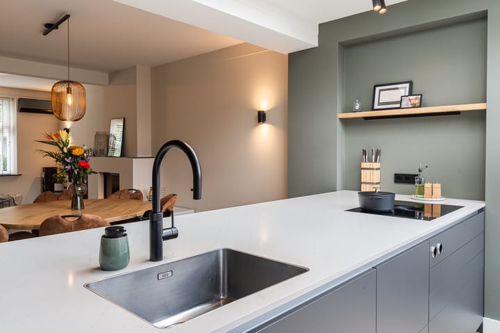 Foto 17 van Esschestraat 16