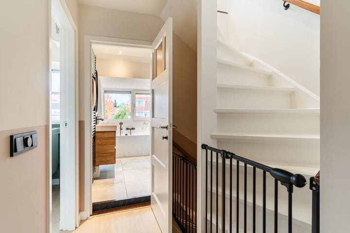 Foto 49 van Esschestraat 16