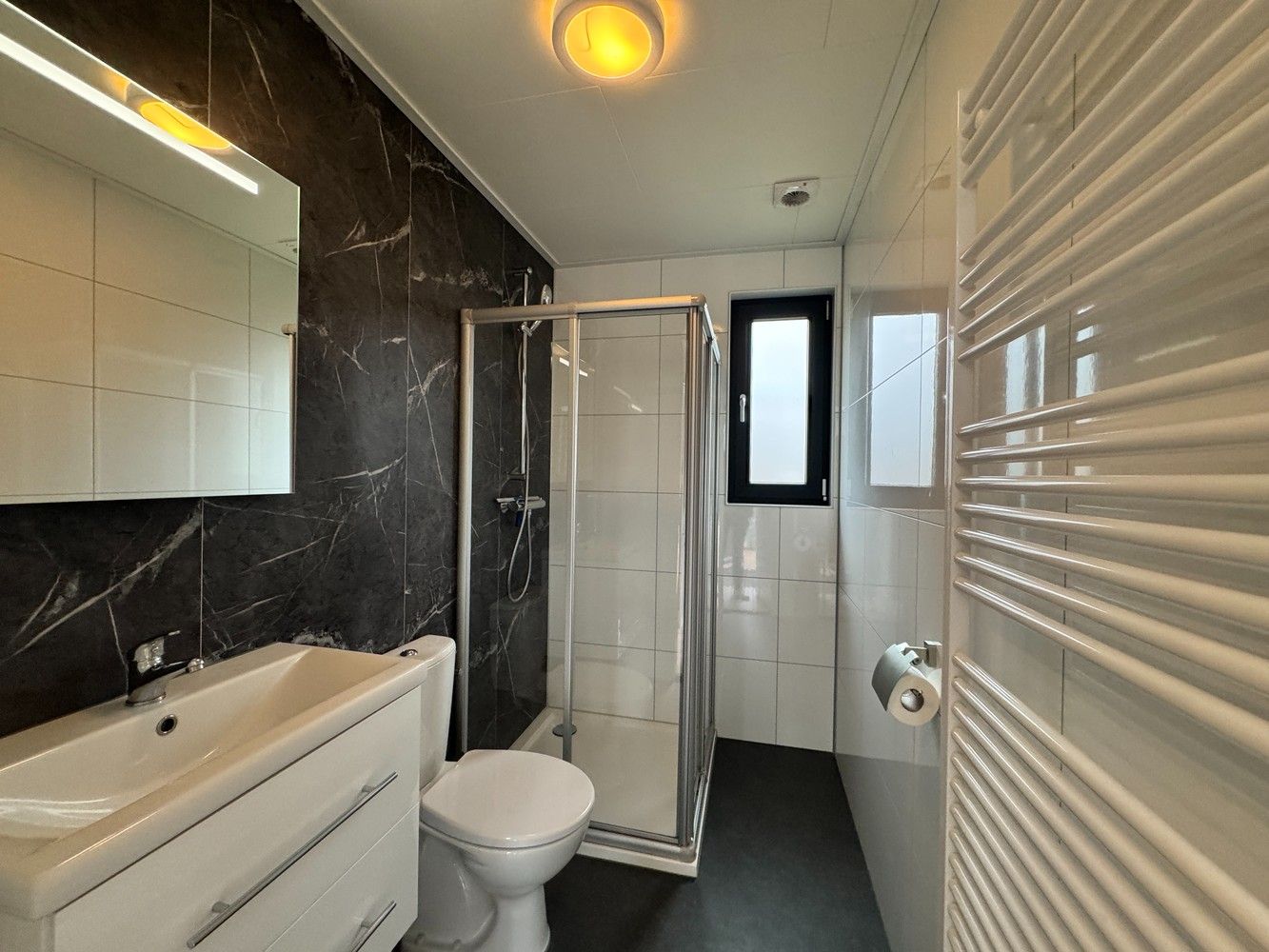 Photo 10 of Molenblookstraat 64 / H4