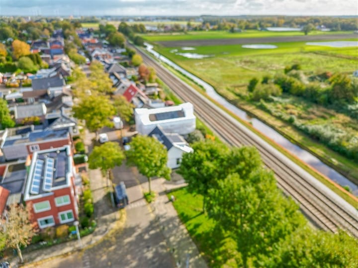 Foto 35 van Middenstraat 2