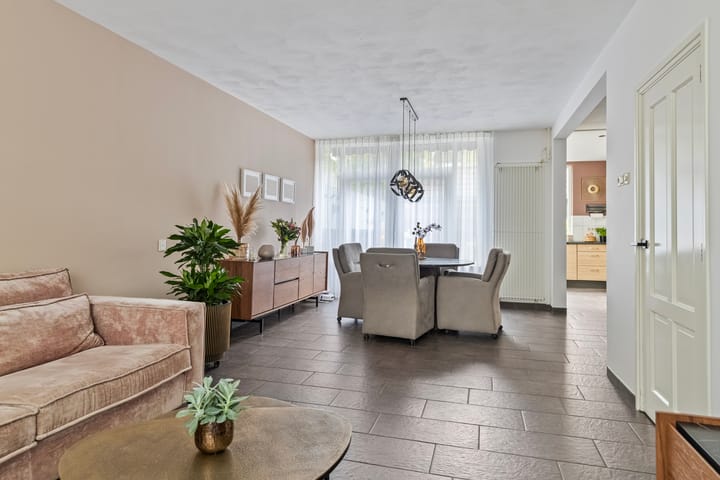 Photo 11 of Stijn Streuvelslaan 13