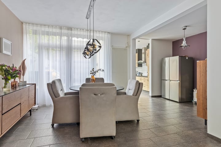 Photo 12 of Stijn Streuvelslaan 13