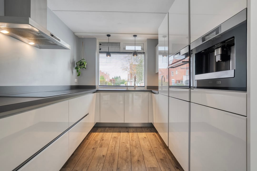 Photo 2 of Haakmos 24