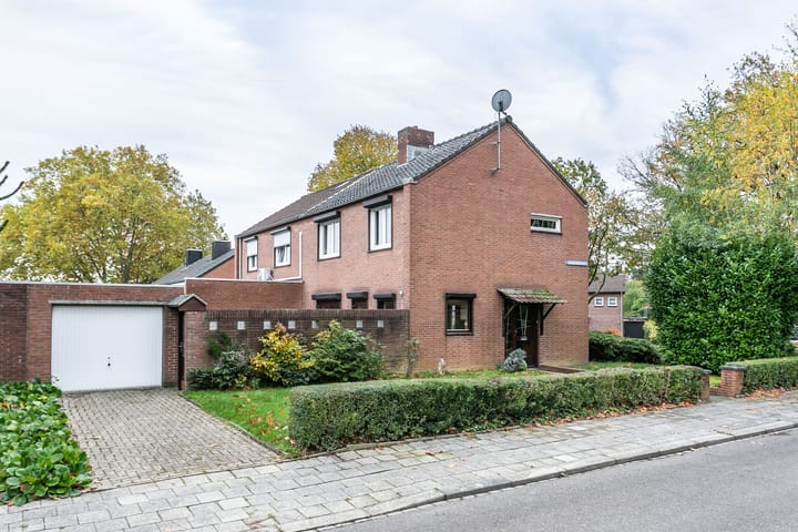 Photo 2 of Frans Halsstraat 1