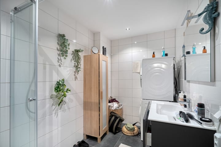 Foto 3 van Haarlemmerweg 56-D