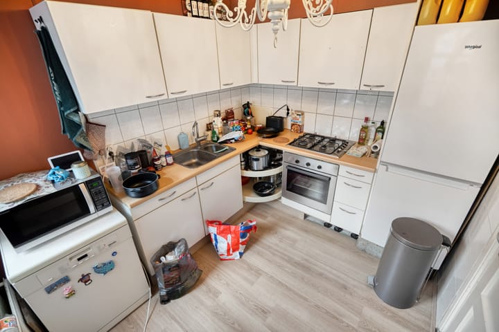 Foto 10 van Haarlemmerweg 56-D