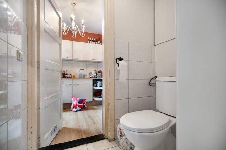 Foto 11 van Haarlemmerweg 56-D