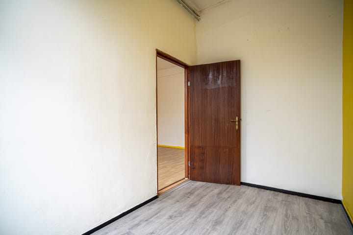 Foto 32 van Haarlemmerweg 56-D