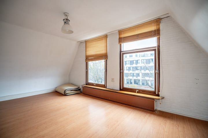 Foto 37 van Haarlemmerweg 56-D