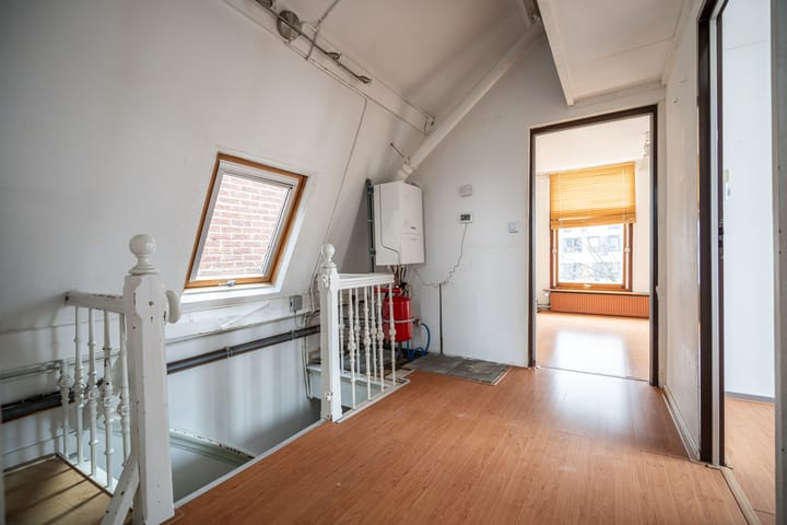 Foto 41 van Haarlemmerweg 56-D