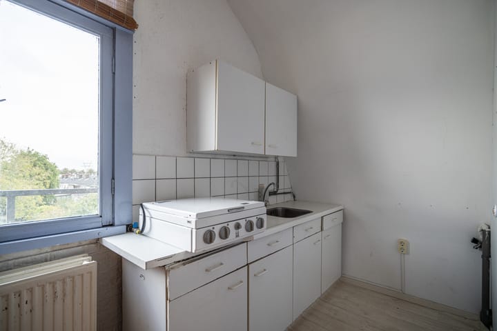 Foto 48 van Haarlemmerweg 56-D