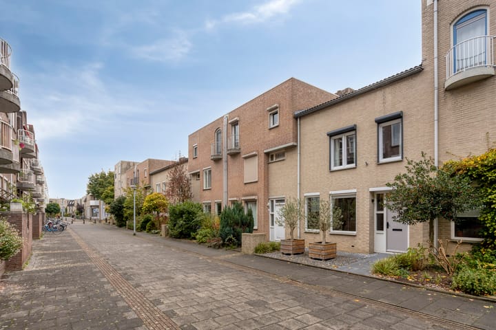 Photo 42 of Erasmusdomein 17