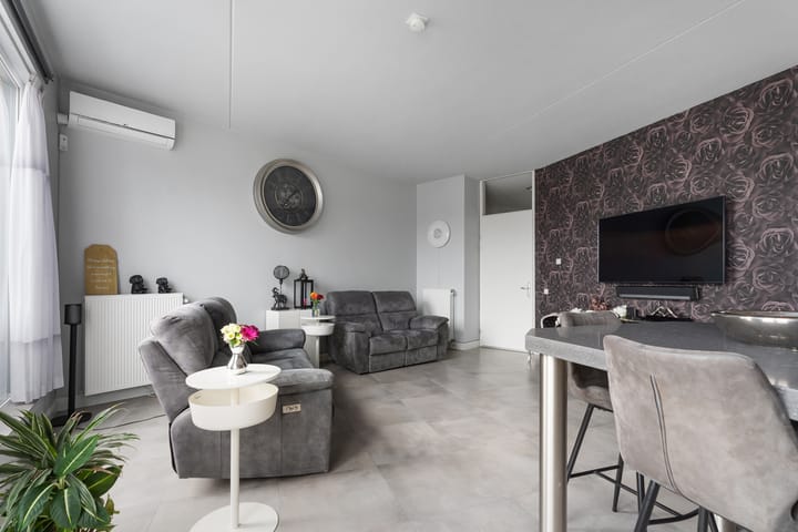 Photo 19 of Roald Amundsenstraat 168