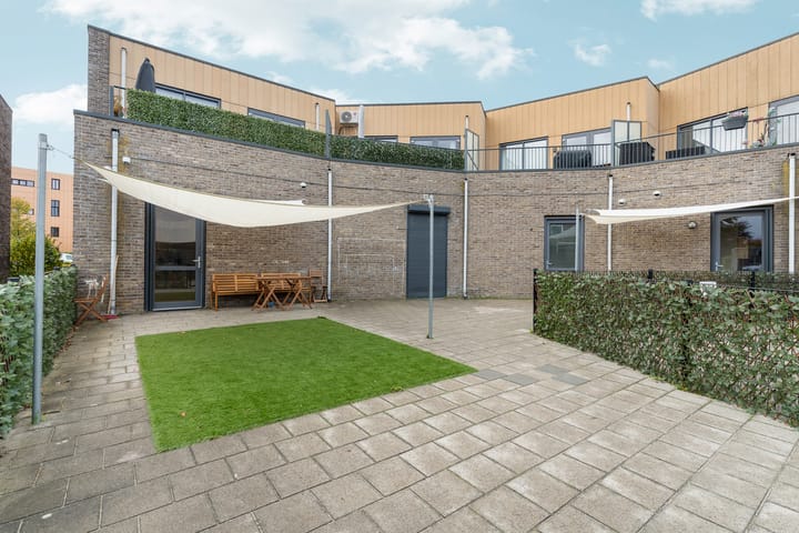 Photo 36 of Roald Amundsenstraat 168