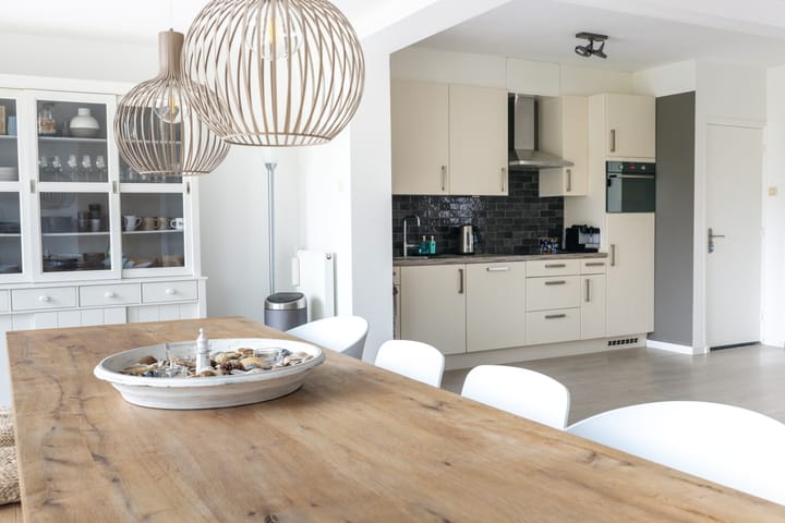 Photo 24 of Meidoornstraat 5