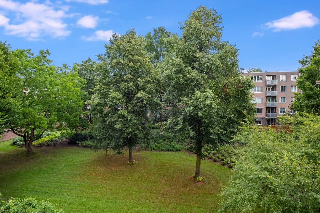 Photo 16 of Van Leijenberghlaan 403-3