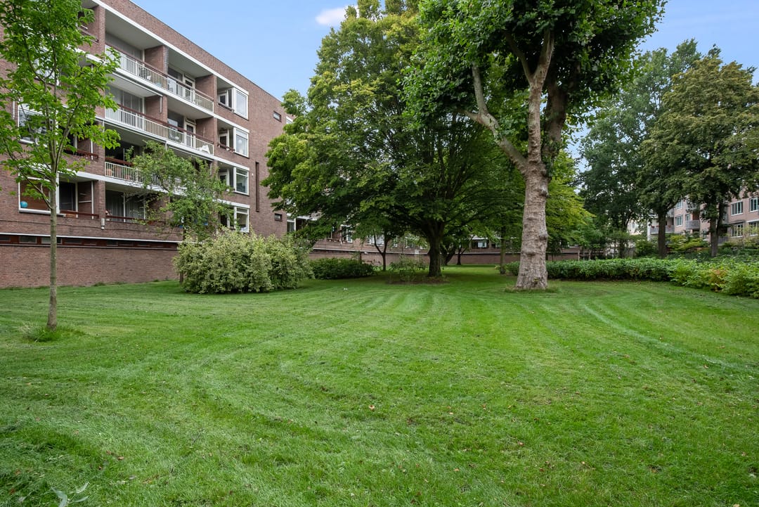 Photo 17 of Van Leijenberghlaan 403-3