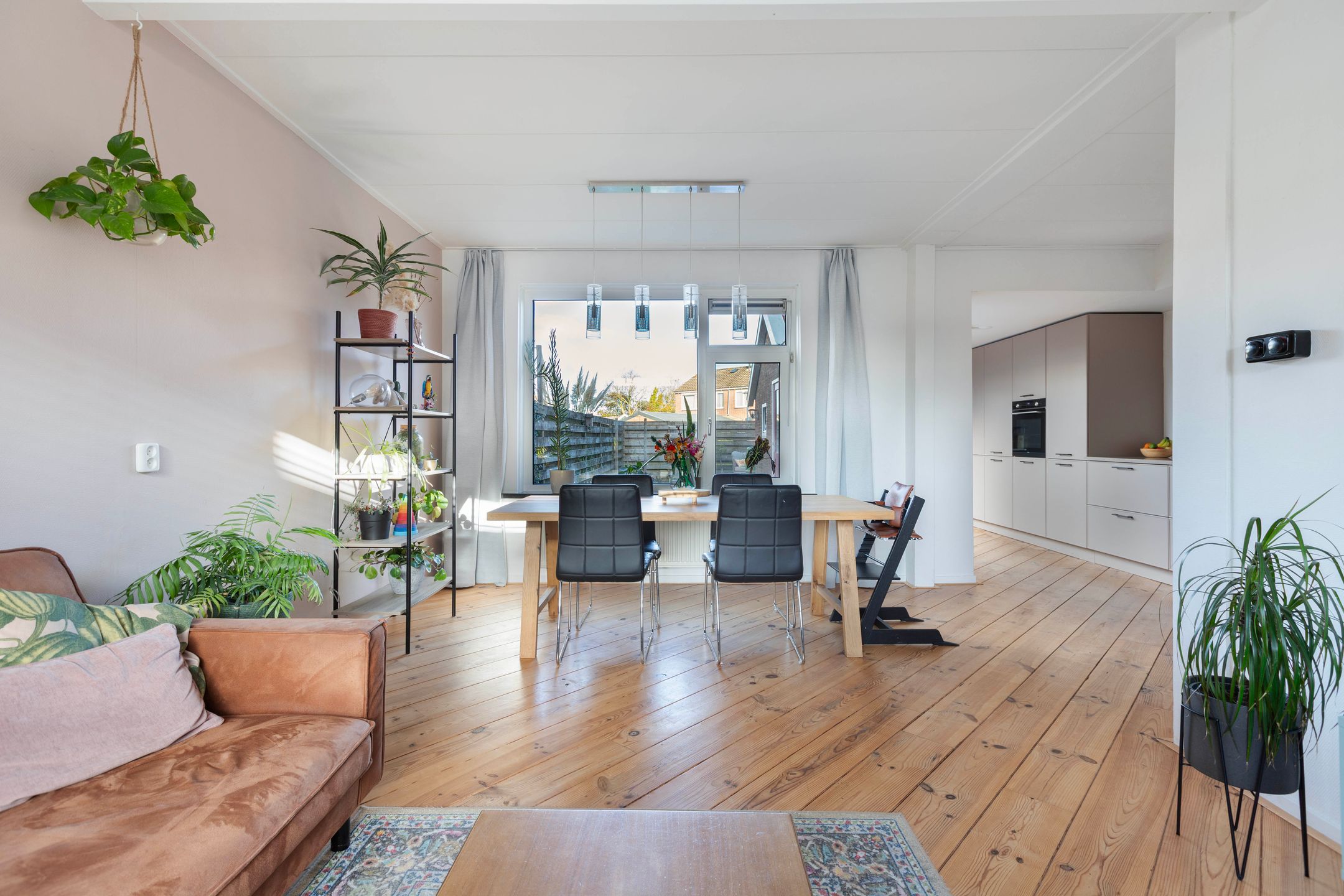 Foto 3 van Andries Joustrastrjitte 7