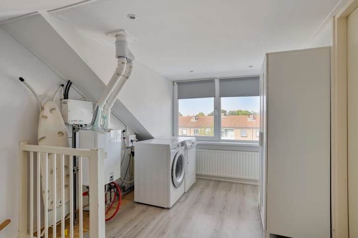 Foto 25 van Emmastraat 80