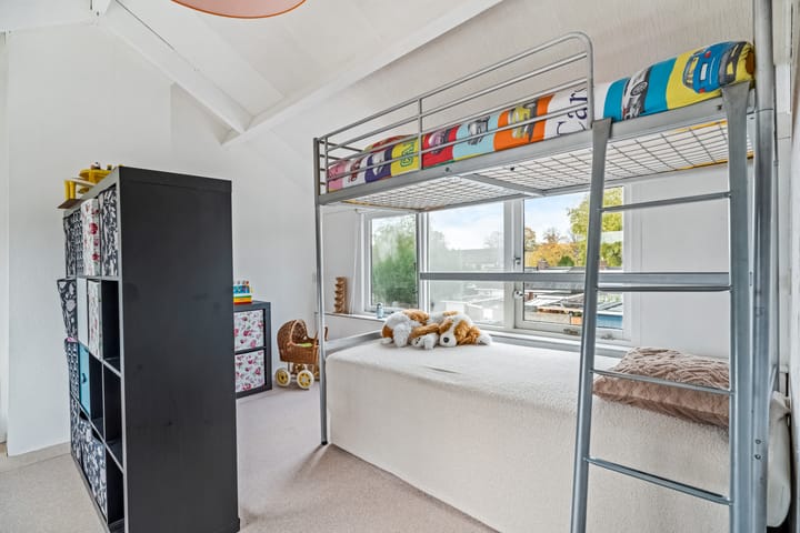 Foto 28 van Roerdompstraat 12