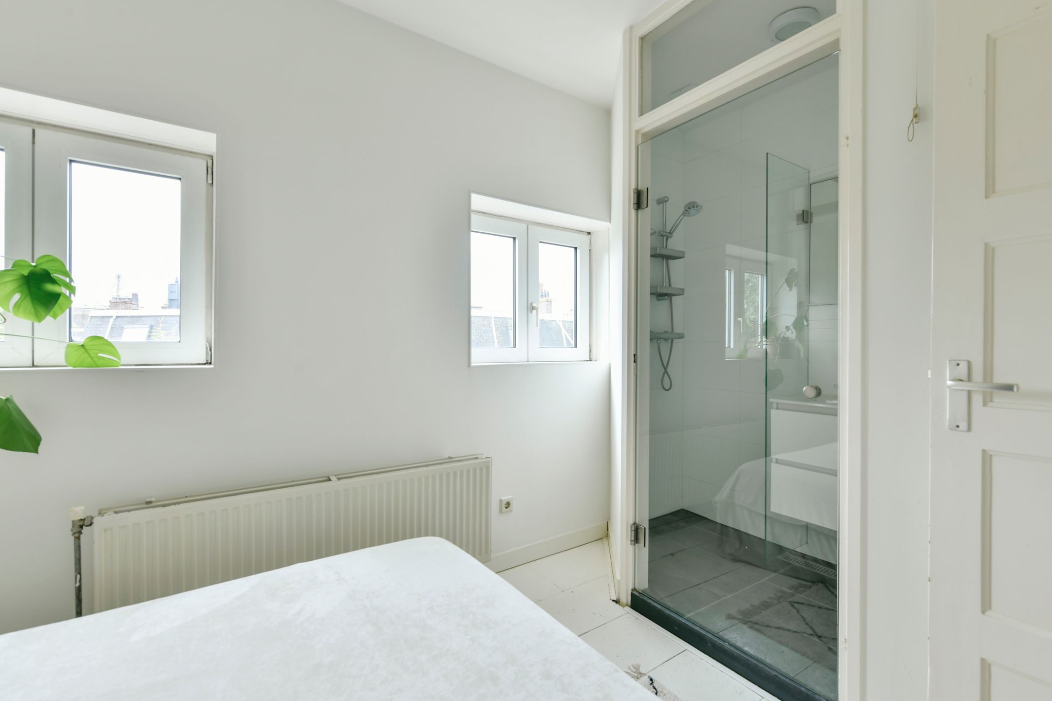 Foto 12 van Korte Meerhuizenstraat 12-3A