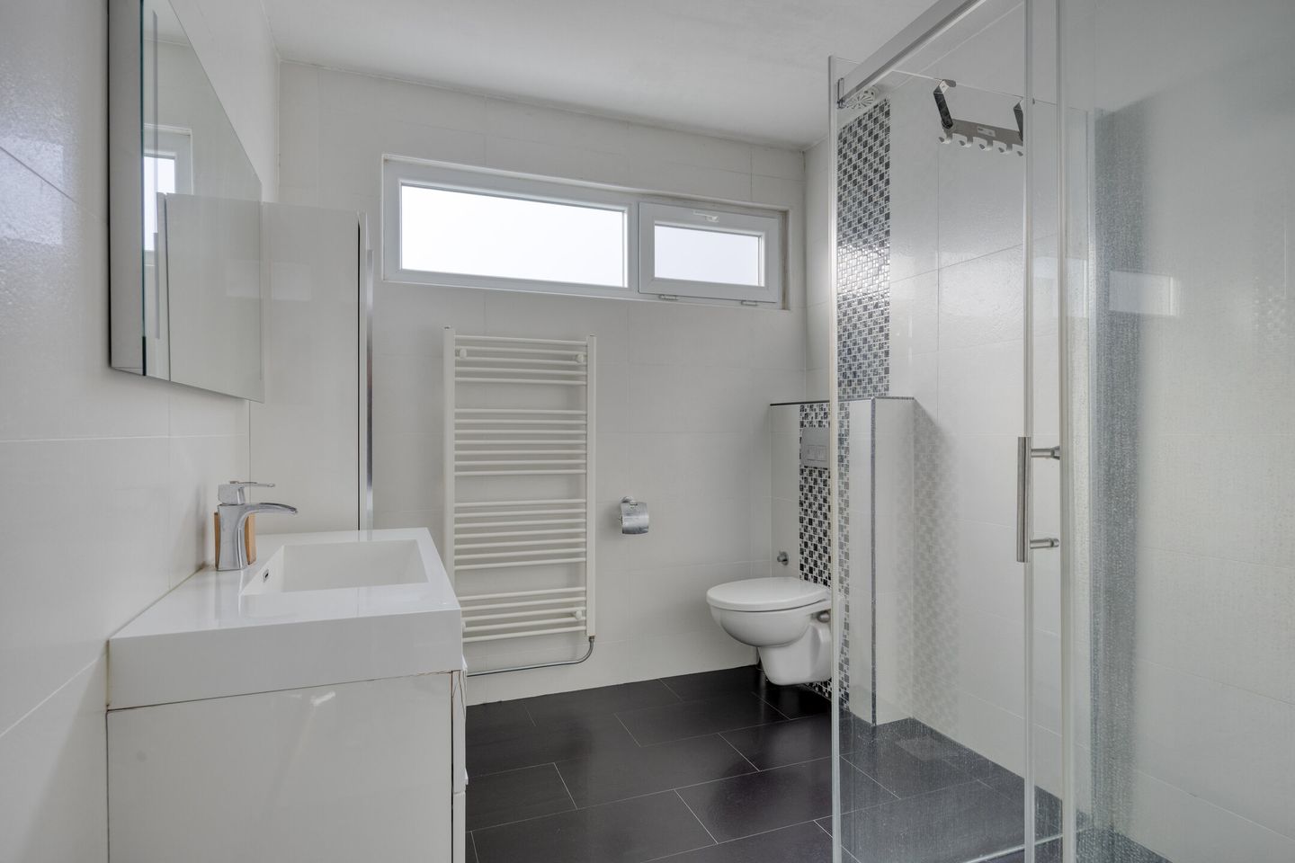 Photo 4 of Spechtstraat 5