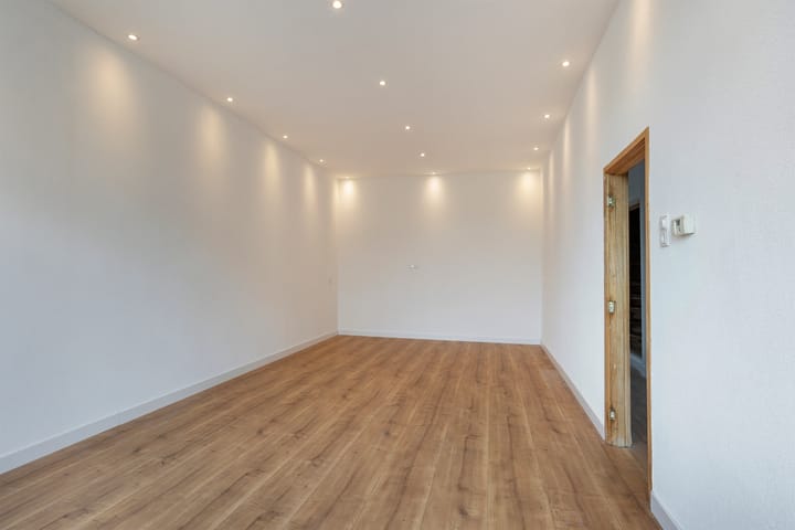 Foto 6 van Spoorsingel 74-B02