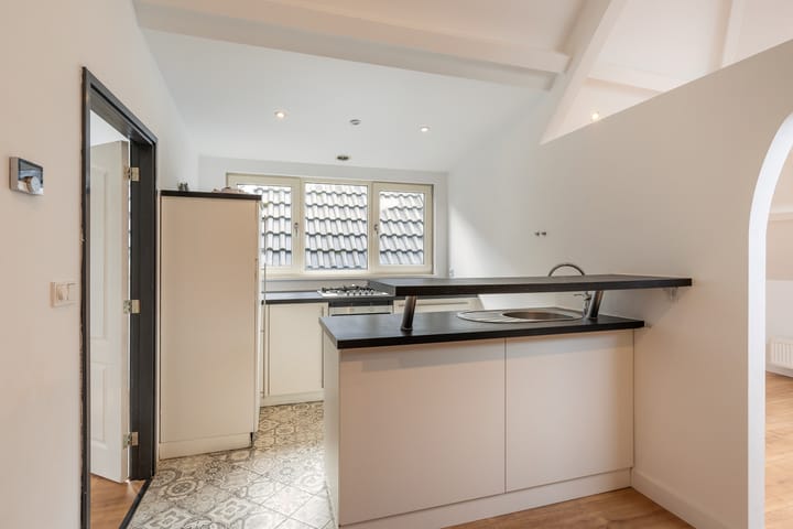 Foto 18 van Spoorsingel 74-B02