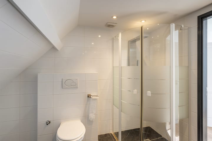 Foto 26 van Spoorsingel 74-B02