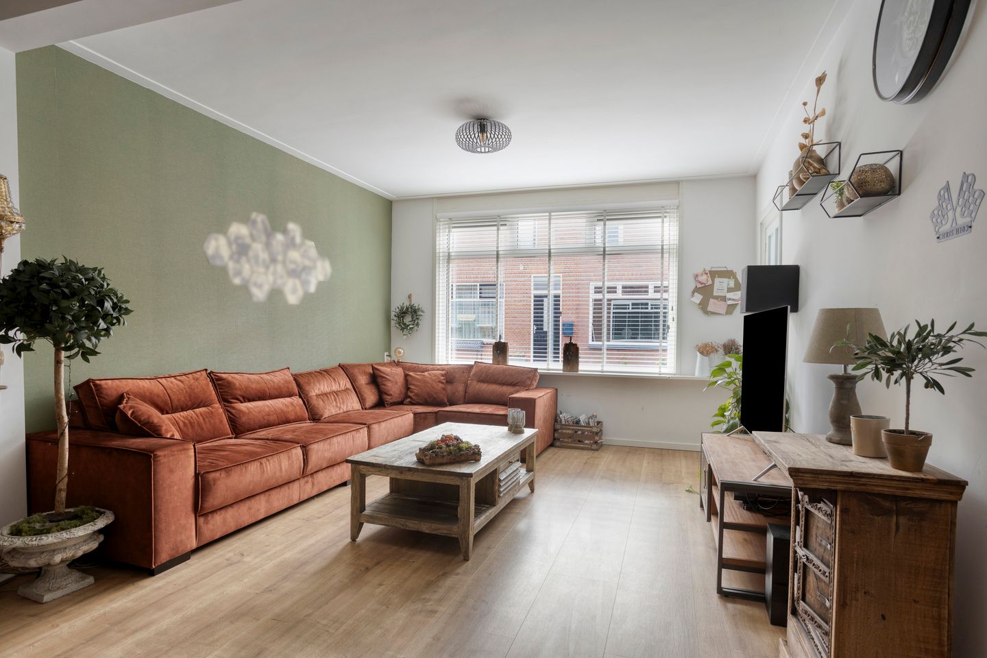 Foto 10 van van Brachtstraat 20