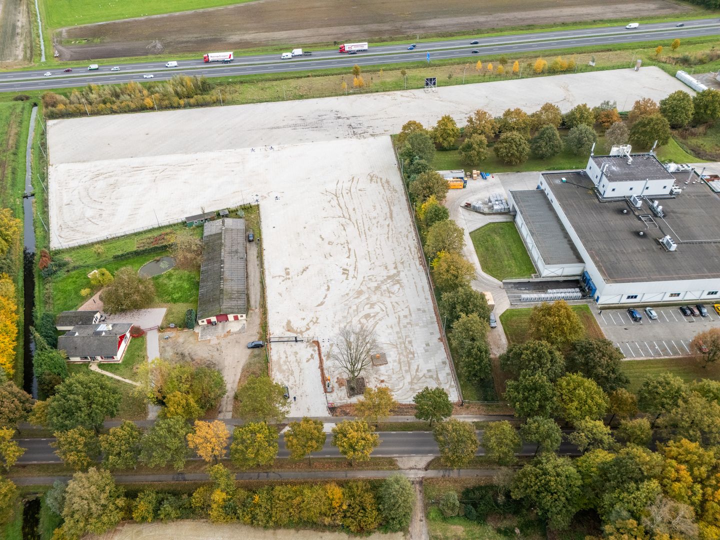 Bekijk foto 2 van Venrayseweg 134