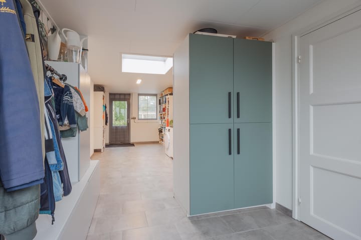 Photo 6 of Doenssenstraat 12