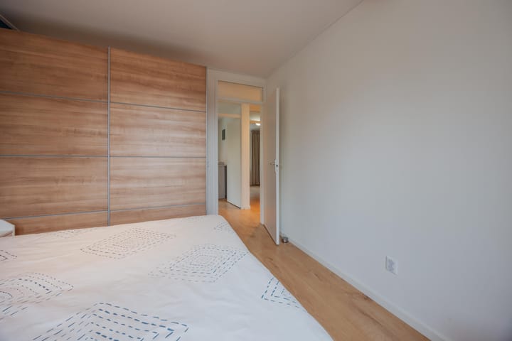 Photo 26 of Doenssenstraat 12